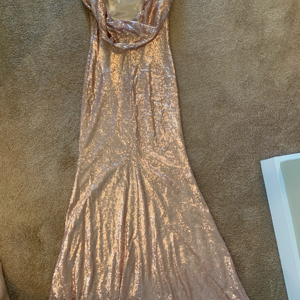 Prom dresses - Picture 3 of 5